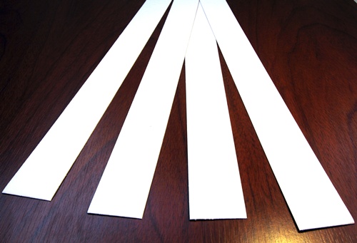 Tiras de cartón blanco extra